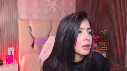 maiily_tay online show from March 2026 07:28:01 PM