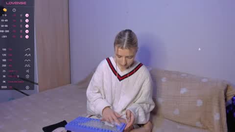 Snapshot of mailin_harrington chatting on December 2024 02:44:02 AM Your kitty online show from December 2024 02:44:02 AM