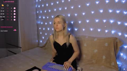 Snapshot of mailin_harrington chatting on January 2025 02:43:01 AM Your kitty online show from January 2025 02:43:01 AM