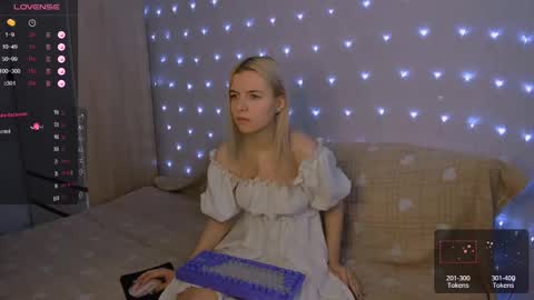 Snapshot of mailin_harrington chatting on February 2025 02:51:02 AM Your kitty online show from February 2025 02:51:02 AM
