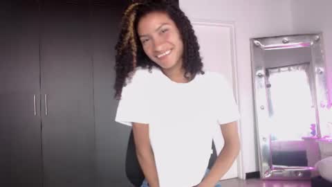 mailyn_gold online show from June 2026 12:47:02 PM