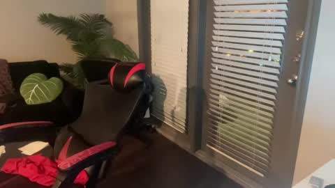 Maira online show from December 2024 05:11:02 AM