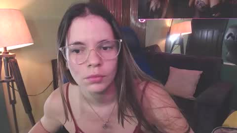 Snapshot of maira_md chatting on October 2025 03:42:02 AM MAIRA online show from October 2025 03:42:02 AM