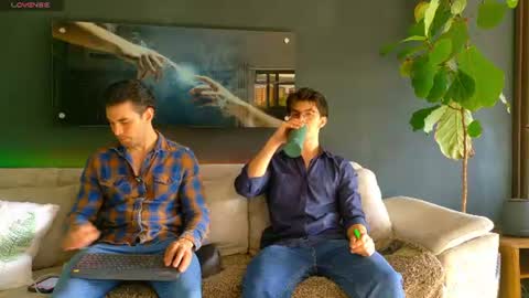 Snapshot of maisonbastian chatting on June 2026 09:25:01 PM Bastian Arslan online show from June 2026 09:25:01 PM