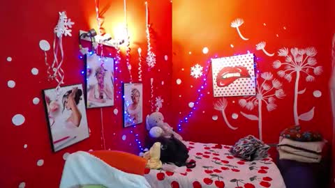 Maite online show from October 2025 11:22:01 AM