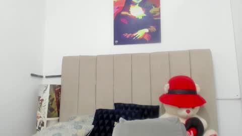 maite_milky18 online show from October 2025 12:34:01 AM