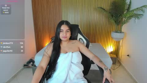 Snapshot of maite_saens_ chatting on January 2025 08:40:02 AM maite saens online show from January 2025 08:40:02 AM