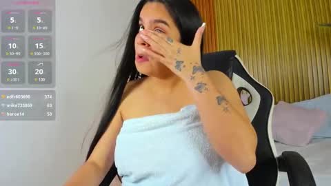 Snapshot of maite_saens_ chatting on February 2025 08:13:02 AM maite saens online show from February 2025 08:13:02 AM