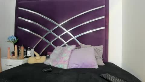 maite online show from September 2025 09:39:02 PM