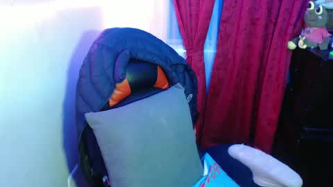 Snapshot of maitte_22 chatting on February 2025 05:16:01 AM Hello friends Im on another account    online show from February 2025 05:16:01 AM