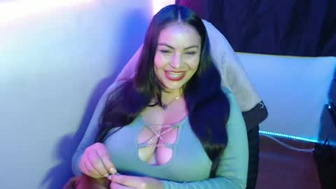 Snapshot of maitte_22 chatting on February 2025 01:55:01 AM Hello friends Im on another account    online show from February 2025 01:55:01 AM