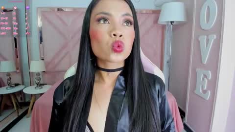 maiyajoness online show from October 2025 04:01:01 AM