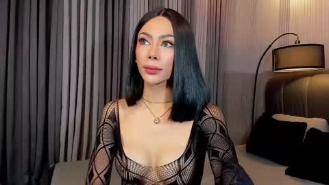 Snapshot of majesticfrancine chatting on February 2025 04:41:02 PM Lovely online show from February 2025 04:41:02 PM