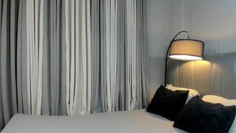 Snapshot of majesticfrancine chatting on February 2025 10:54:01 PM Lovely online show from February 2025 10:54:01 PM