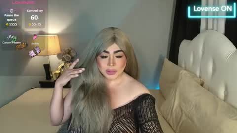 majestydannaxx online show from May 2026 03:25:02 AM