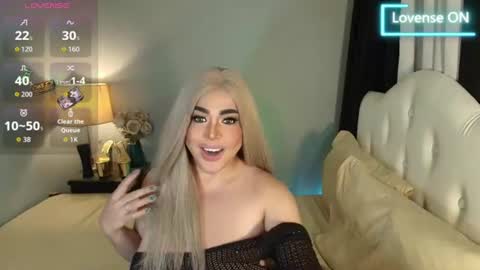 Snapshot of majestydannaxx chatting on July 2026 03:23:01 AM majestydannaxx online show from July 2026 03:23:01 AM