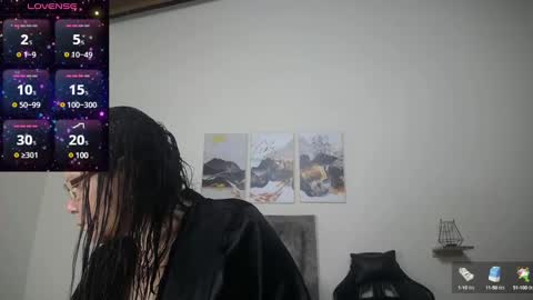 Snapshot of majo_leal_ chatting on January 2025 10:37:02 AM majo online show from January 2025 10:37:02 AM