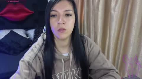 Celeste Bonet  online show from December 2025 11:41:01 AM