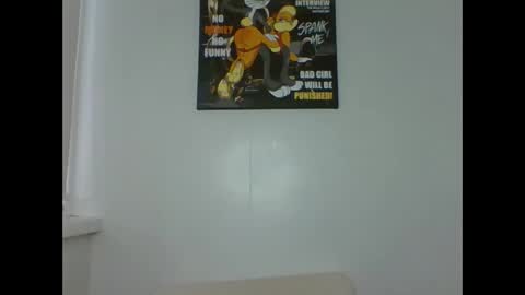 make_mesmile online show from October 2025 05:51:02 AM