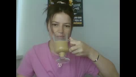 make_mesmile online show from June 2026 06:20:01 AM