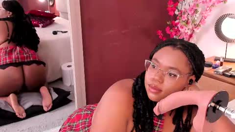 Snapshot of makena_gh chatting on June 2026 02:57:01 AM makena online show from June 2026 02:57:01 AM