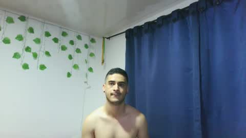 Snapshot of makenzy_darly chatting on February 2025 11:11:01 PM Makenzy darly online show from February 2025 11:11:01 PM