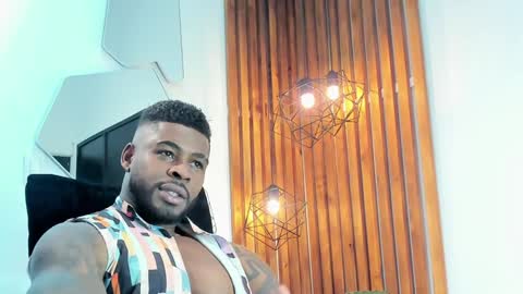 Snapshot of makonneen chatting on December 2024 09:52:01 PM Makonnen online show from December 2024 09:52:01 PM