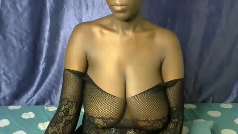 malaika_musa online show from January 2026 12:48:01 AM
