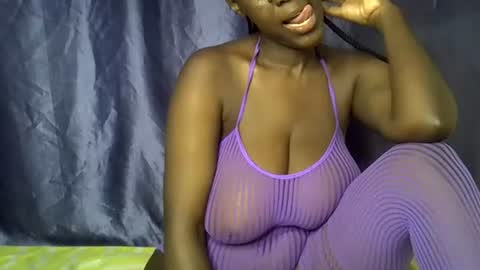 Snapshot of malaika_musa chatting on July 2026 02:05:01 PM malaika_musa online show from July 2026 02:05:01 PM