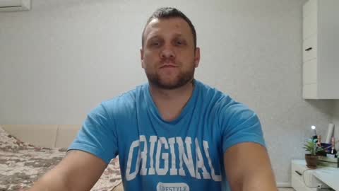 Snapshot of malchyshka chatting on December 2024 02:32:01 PM malchyshka online show from December 2024 02:32:01 PM