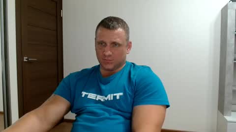 Snapshot of malchyshka chatting on October 2025 04:52:01 PM malchyshka online show from October 2025 04:52:01 PM