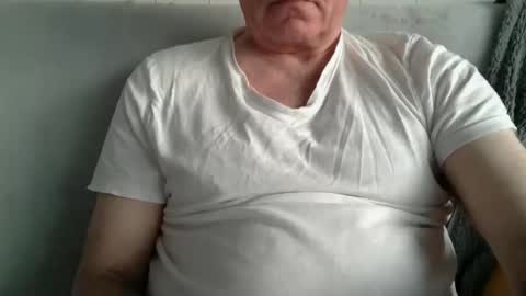 male_toy1 online show from April 2026 06:10:02 PM