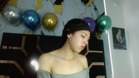 malejacs01 online show from September 2025 12:19:01 PM