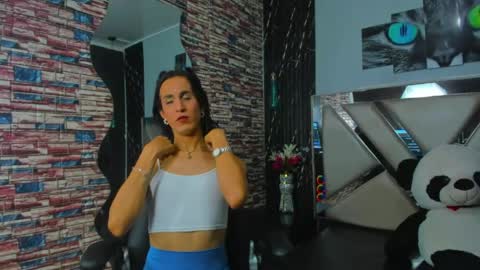 malekx  online show from April 2026 01:48:02 PM