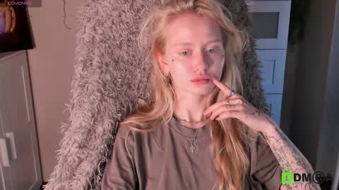 Malena online show from October 2025 10:35:01 AM