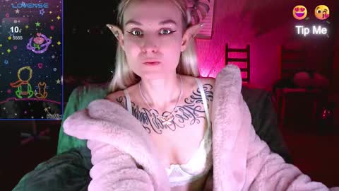 Mischelle online show from October 2025 02:49:01 PM