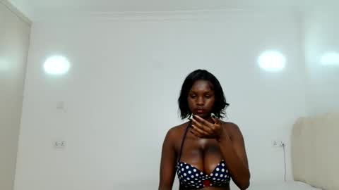 Snapshot of malia_baby chatting on June 2026 02:57:02 AM malia online show from June 2026 02:57:02 AM