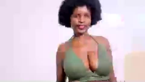 Snapshot of malia_baby chatting on June 2026 02:49:02 PM malia online show from June 2026 02:49:02 PM