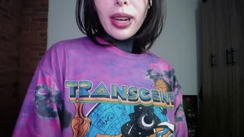 Snapshot of maliceinwonderland25 chatting on March 2026 10:22:01 PM Alice Asylum online show from March 2026 10:22:01 PM