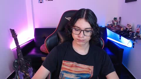 Snapshot of malik_harrison_ chatting on January 2025 05:44:02 PM Malik online show from January 2025 05:44:02 PM