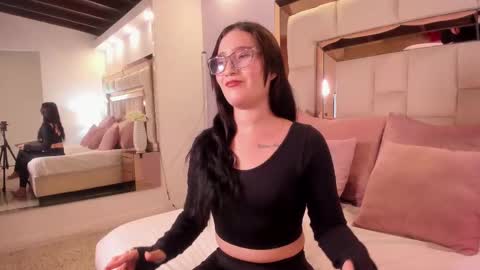 Snapshot of malka_angels chatting on October 2025 12:55:02 PM Malka Angels online show from October 2025 12:55:02 PM