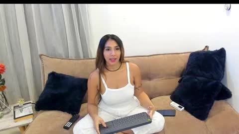 Snapshot of mallory_04 chatting on October 2025 10:21:01 PM Mallory online show from October 2025 10:21:01 PM