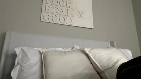 Mallory online show from March 2026 01:20:02 AM