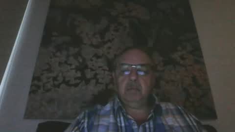 Snapshot of mambow99 chatting on April 2026 11:02:01 PM OLDMANFREE online show from April 2026 11:02:01 PM
