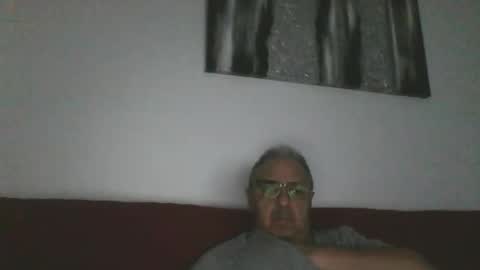 Snapshot of mambow99 chatting on May 2026 11:57:01 PM OLDMANFREE online show from May 2026 11:57:01 PM