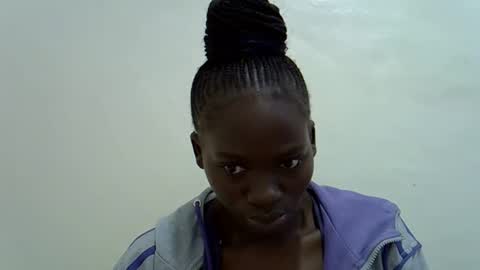 mamichula42 online show from November 2025 06:25:02 AM