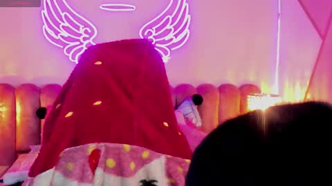 Snapshot of mamushka_ chatting on December 2025 06:47:01 PM online show from December 2025 06:47:01 PM