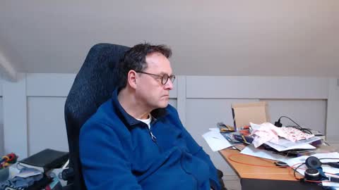 Snapshot of man2havefun chatting on January 2025 10:59:01 AM man2havefun online show from January 2025 10:59:01 AM