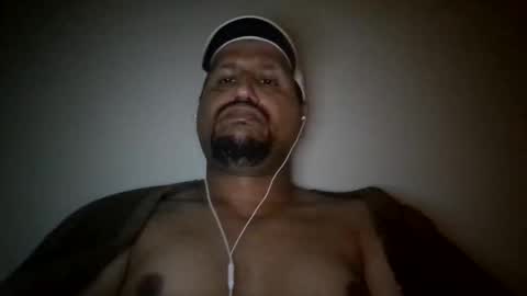 Snapshot of man_new chatting on February 2025 05:09:02 AM Man new online show from February 2025 05:09:02 AM