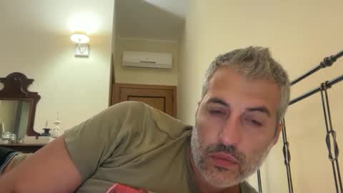 manager82 online show from September 2025 09:22:02 AM